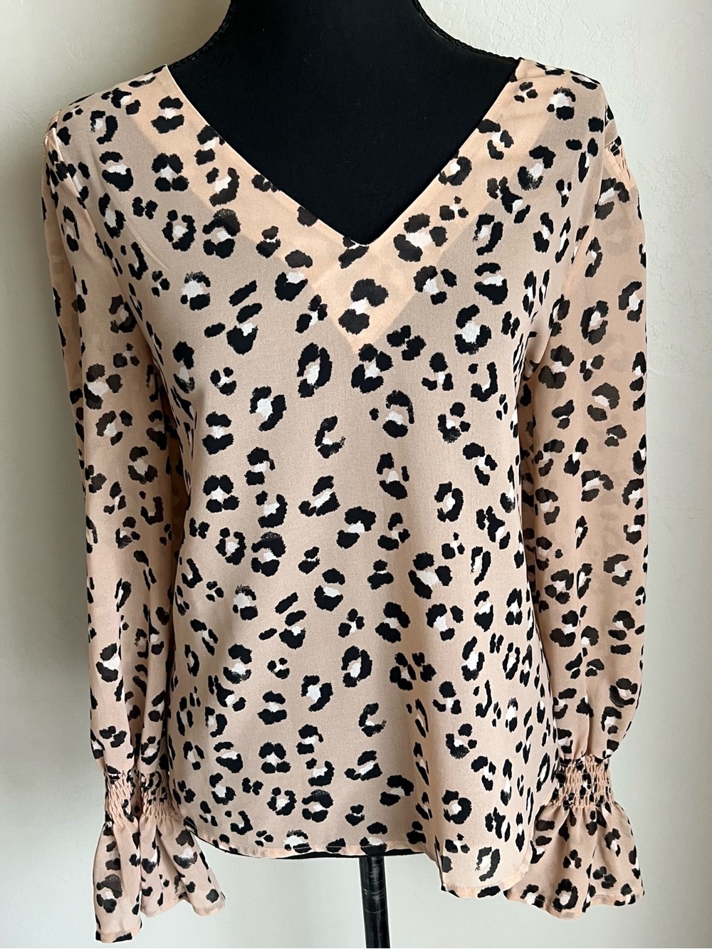 Leopard Print V-Neck Blouse - Beige/Black